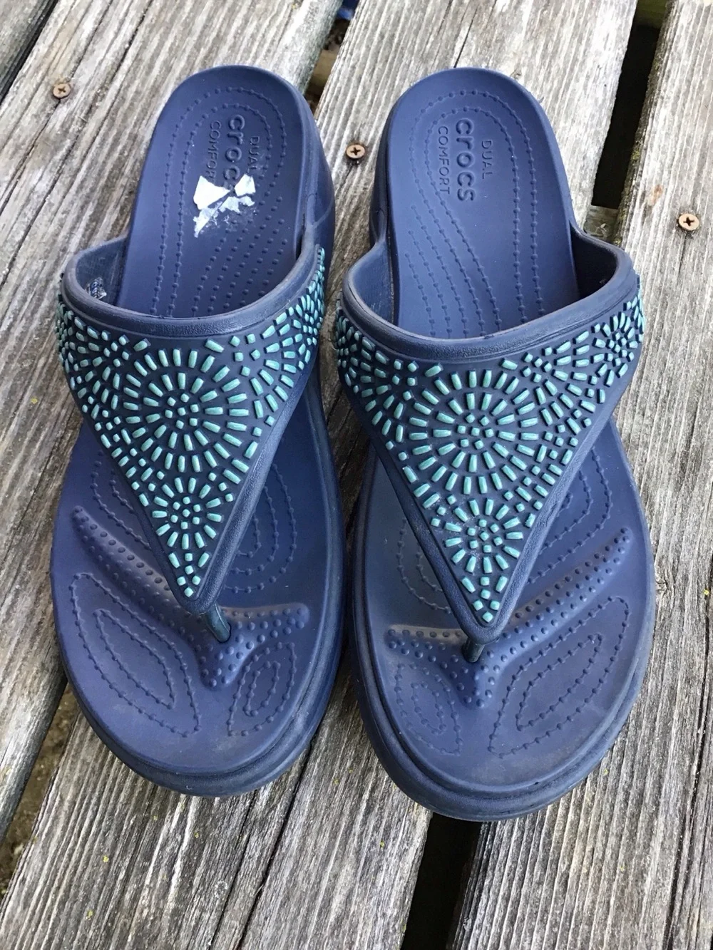 CROCS Monterey Embellished  Wedge Flip Flop NAVY Size 10 Boho Comfortable